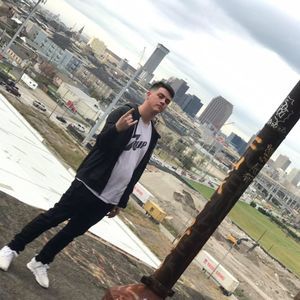 Meet your Posher, Collin